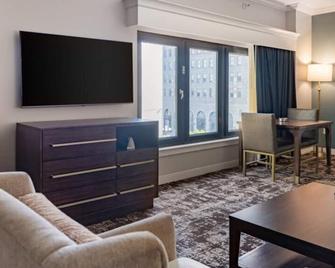 Club Wyndham Harbour Lights 1 bedroom - 圣地亚哥 - 客厅