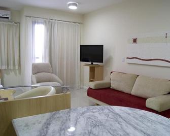 Bourbon Vitoria Residence Hotel - 维多利亚 - 客厅