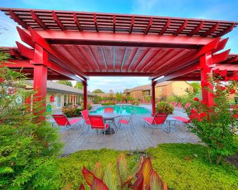 Ou Boomer, Pool, Gym, Hi Speed Wifi, One Mile To Ou & Stadium! - 诺曼 - 露台