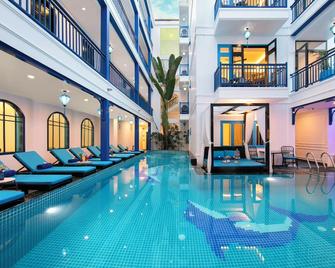 珍珠河会安 Spa 酒店 - 会安 - 游泳池