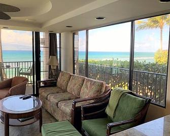 Popular Resort, Breathtaking Oceanfront View, Close To Beaches! - 拉海纳 - 客厅