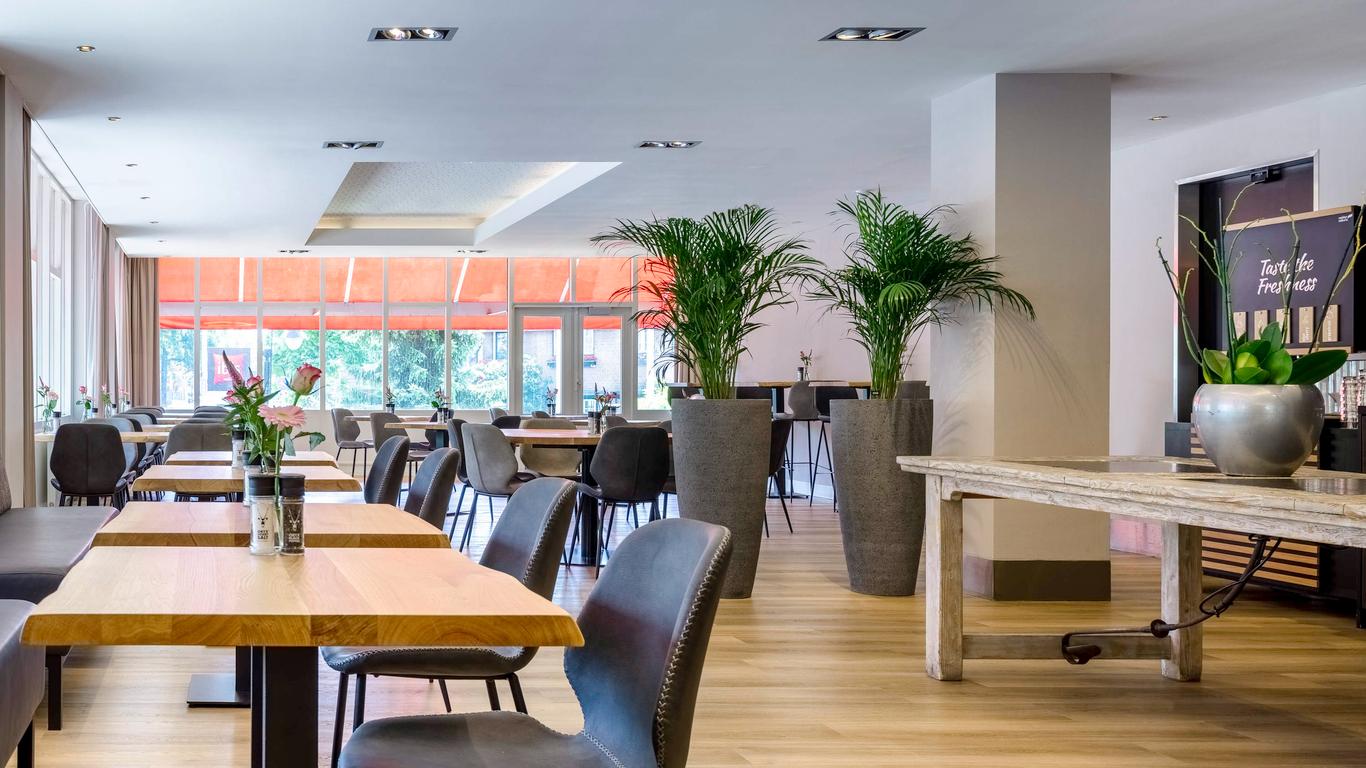 乌得勒支宜必思酒店