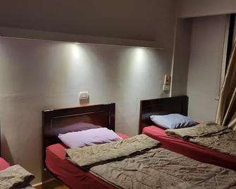 开罗清醒旅馆 - 开罗 - 睡房