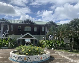 卡里纳格海滩度假酒店 - St. George's - 建筑