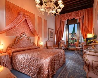 威尼斯里阿尔多酒店 - 威尼斯 - 睡房