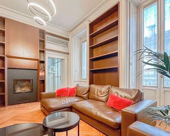 Dell'Orso Luxury Home - 5 mins from Montenapoleone - 米兰 - 客厅