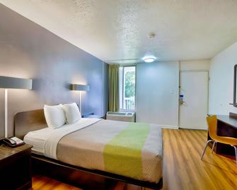 美洲最有价值旅馆-75号州际公路北盖恩斯维尔 - 盖恩斯维尔 - 睡房