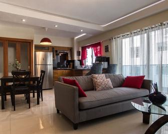 Rooftop Pool Gym Beautiful Apartment Downtown City - 圣多明各 - 客厅