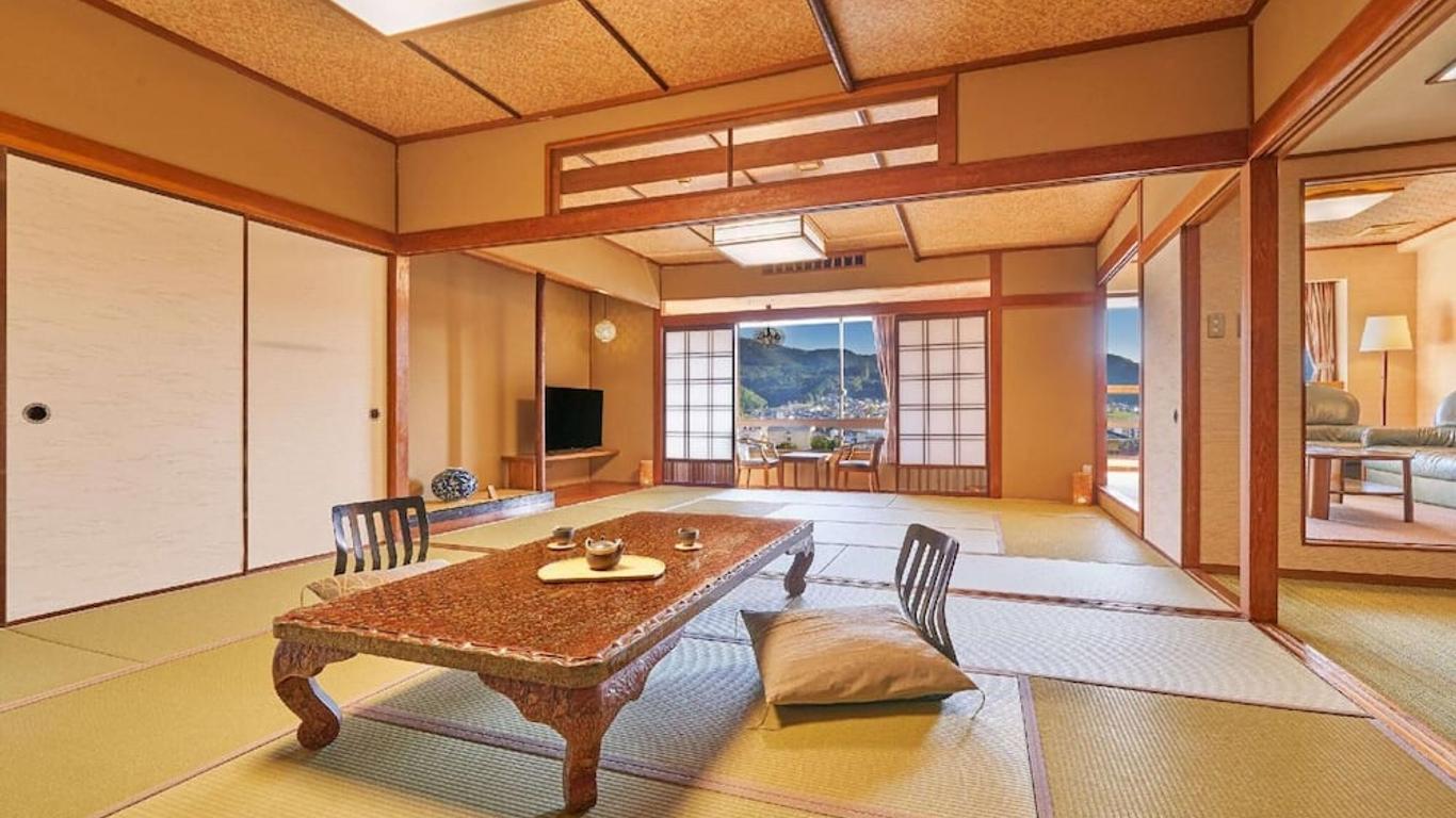 大江戶溫泉物語 嬉野館(舊：湯快度假集團 嬉野館)