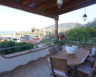 Matrimoniale Deluxe - Maison de Charles Ischia - 伊斯基亚 - 阳台