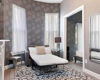 1-31 Excellent Location, Walk Everywhere Sleeps 3 - 波士顿 - 客厅