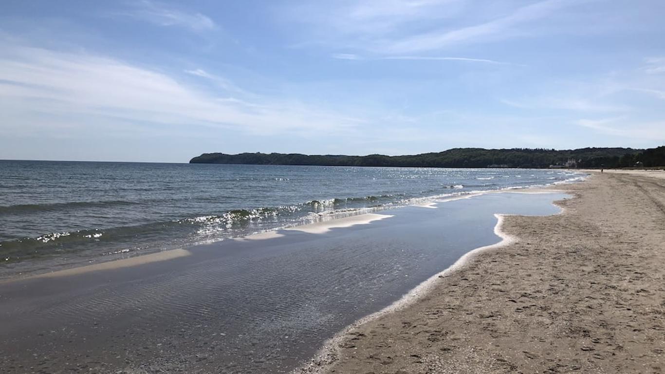 里亚托滨海公寓酒店
