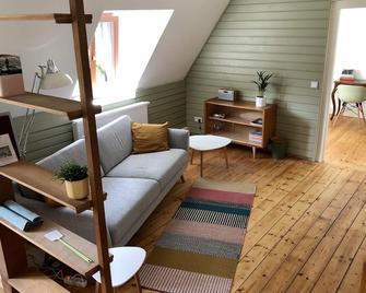 Ferienwohnung Wh2 - 德累斯顿 - 客厅