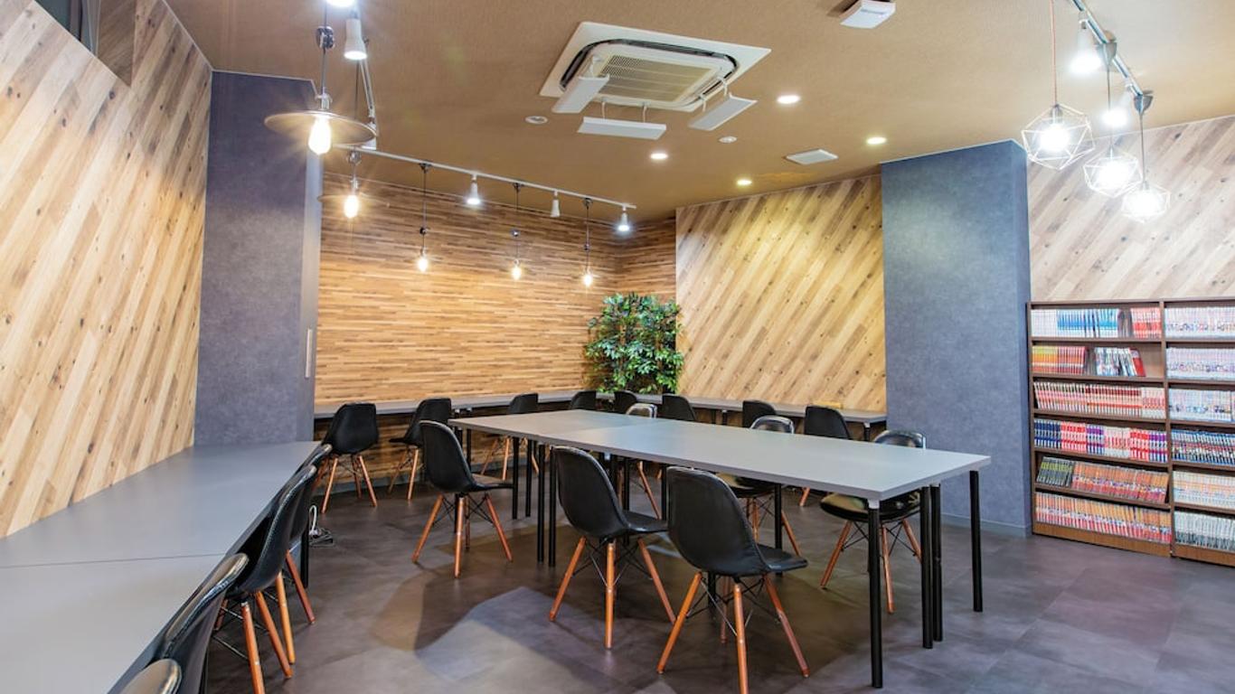 豪华胶囊酒店-安心之宿秋叶原店