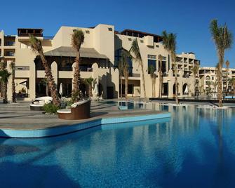 Steigenberger Aqua Magic Hotel - 赫尔格达 - 游泳池