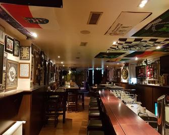 伦布利克酒店 - 餐厅 - 乡村俱乐部 - 富尔达 - 酒吧