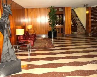 雅诗利普114号旅馆 - 巴塞罗那 - 大厅