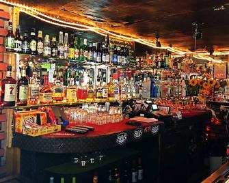 帕提奥汽车旅馆 - 加迪纳市 - 酒吧