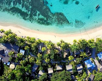 蓝礁湖海滩度假酒店 - 纳克尤拉岛 - 建筑