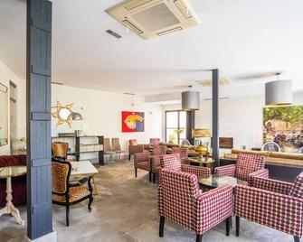 Yit 波斯堤戈酒店 - 乌韦达 - 休息厅