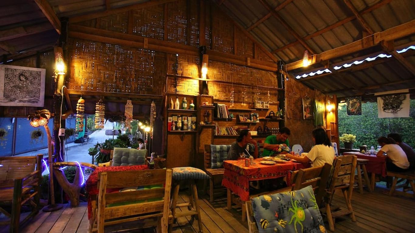 红图娜酒店