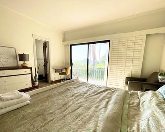 Spacious 3bed 2.5bath, 5min. drive to Rancho Bernardo Inn, Clubhouse, Starbucks! - 圣地亚哥 - 睡房