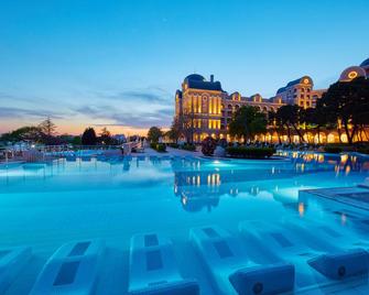 瑞尤赫利俄斯天堂酒店 - 式 - 阳光海滩 - 游泳池