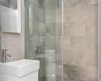 Private Studio In Boston's Bay Village! - 波士顿 - 浴室