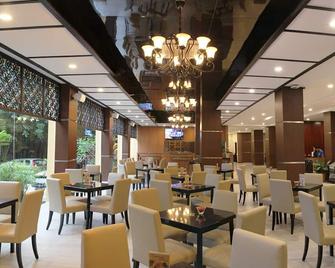 泗水纳里塔酒店 - 泗水 - 餐馆