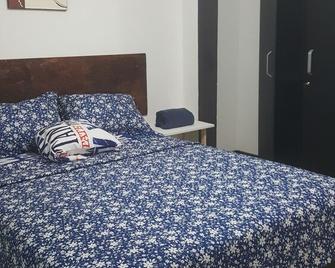 Close To Corferias, American Embassy, Puente Aranda Military Club, Terminal - 波哥大 - 睡房