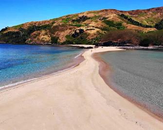 Fijian Family Community Stay In Paradise. - Wayasewa Island - 海滩