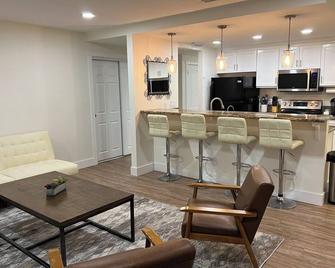 Charming 3-bedroom house with AC and WiFi in Sacramento - 萨克拉门托 - 厨房