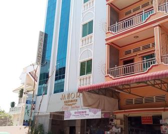 扎诺里住宅保护区别墅酒店 - 马德望 - 建筑