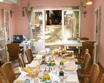 Room in Trogir with Seaview, Air condition, WIFI, Washing machine (4655-4) - 特罗吉尔 - 餐厅
