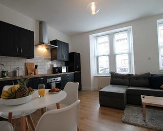 Superb One Bedroom Apartment in Dundee - 邓迪 - 厨房