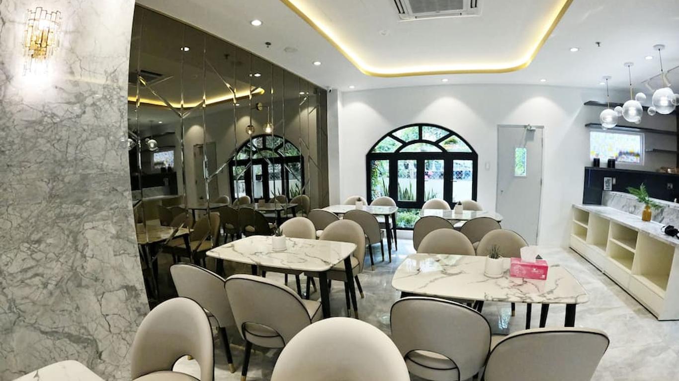 胡志明市庭柏酒店