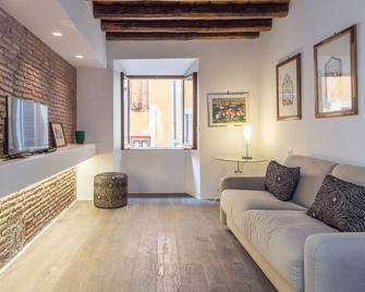Nice apartment for 4 people with A/C, WIFI and TV - 罗马 - 客厅