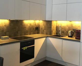 Apartament Wilanów Klimczaka - 华沙 - 厨房