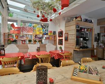 安扎酒店 - 德帕内 - 餐馆