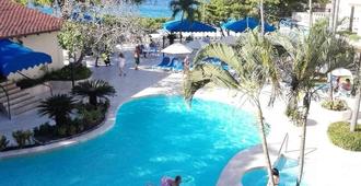 苏莎亚精品海滩酒店 - 苏莎亚 - 游泳池