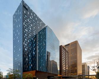 市中心的卡尔加里万豪庭院 - 卡尔加里 - 建筑