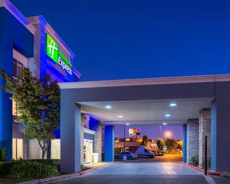 斯托克顿东南部智选假日酒店 - 斯托克顿 - 建筑