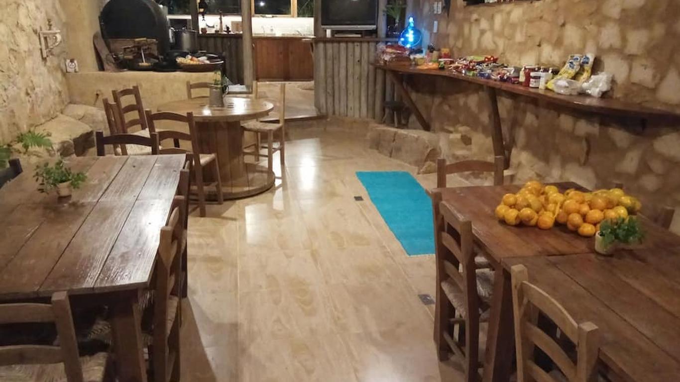 阿瓦隆港酒店