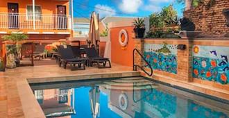 康伯尼豪斯酒店 - 圣克罗伊 - 游泳池