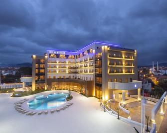 伊兹米特温德姆 Tryp 酒店 - 伊兹米特 - 建筑