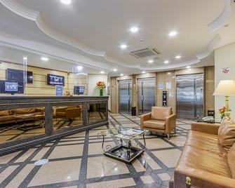 贾金斯财富公寓酒店 H4 - 圣保罗 - 柜台