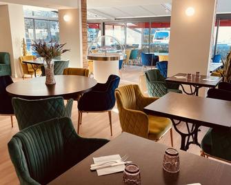 尼姆原创城市科斯蒂耶尔酒店 - 尼姆 - 餐馆