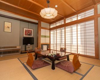 岛屋旅馆 - 山之內町 - 餐厅