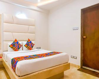 Fabhotel鲁克洛酒店 - 巴特那 - 睡房