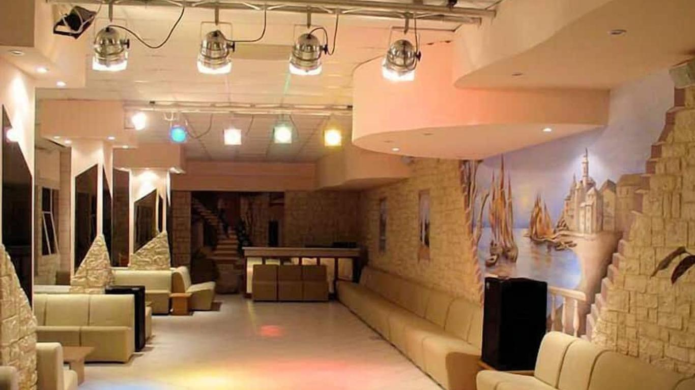 皇宫酒店